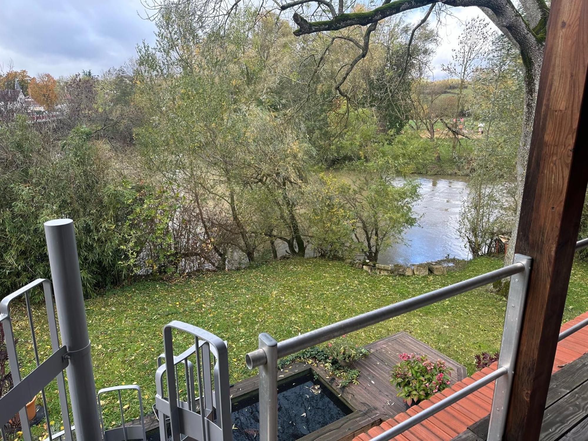 Riviere Et Jardin A Vos Pieds Apartment Pulligny Bagian luar foto