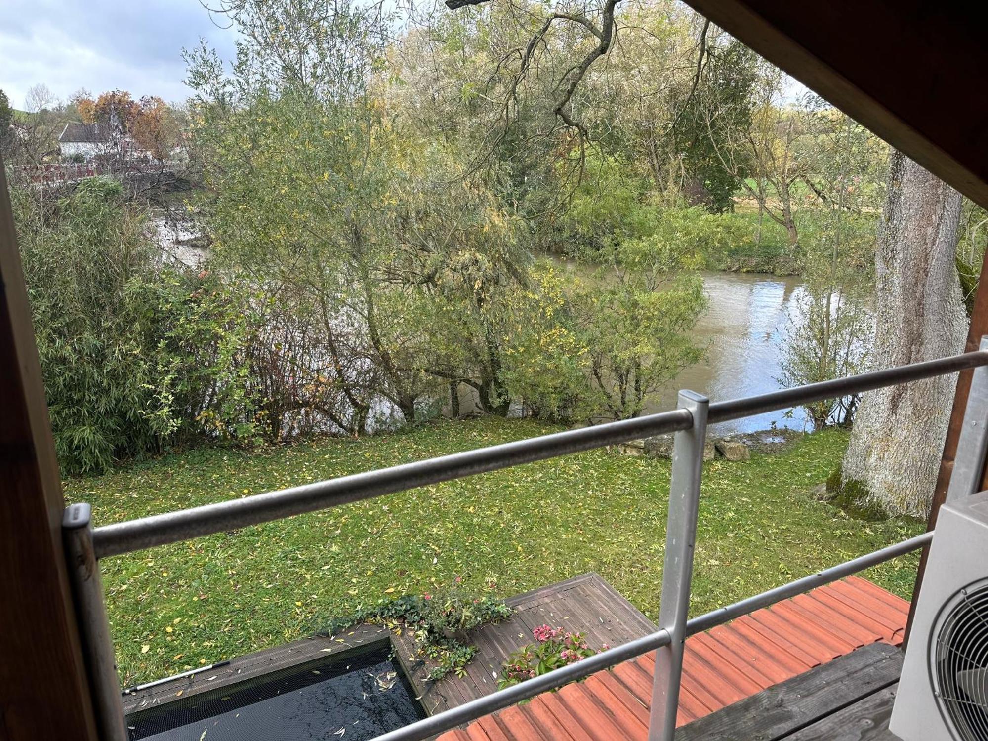 Riviere Et Jardin A Vos Pieds Apartment Pulligny Bagian luar foto